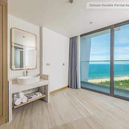 Awaken Da Nang Hotel Exterior photo